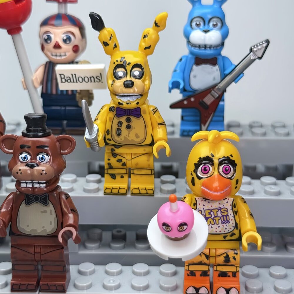Five Nights at Freddy's Custom Minifigure Set (8pcs) - Picture 3 of 6